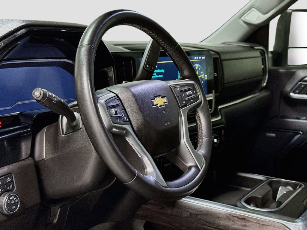 Used 2024 Chevrolet Silverado 2500 LTZ w/ LTZ Plus Package AWD/4WD image 11