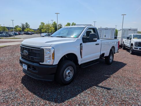 New 2026 Ford F250 XL w/ XL Driver Assist Package AWD/4WD image 4