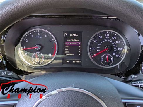 Used 2021 Kia K5 LXS FWD image 27