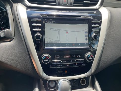 Used 2018 Nissan Murano SV AWD/4WD image 18