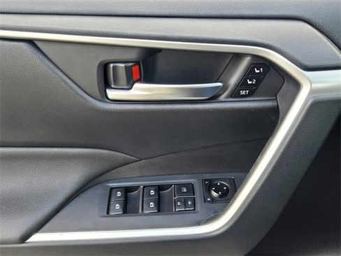 Used 2019 Toyota RAV4 XLE Premium w/ Cold Weather Package image 28