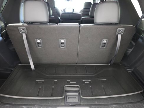 Used 2025 Honda Pilot Black Edition image 25