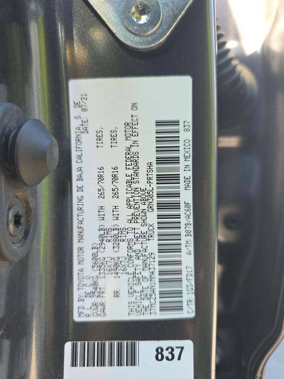 Used 2021 Toyota Tacoma TRD Off-Road w/ Technology Package AWD/4WD image 18