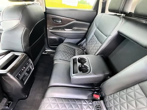 Used 2023 Nissan Murano Platinum w/ Cargo Package AWD/4WD image 13