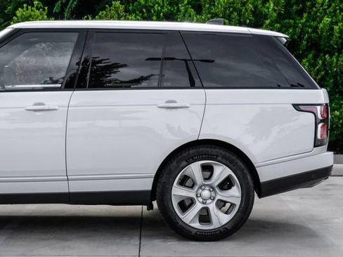 Used 2019 Land Rover Range Rover Supercharged AWD/4WD image 18