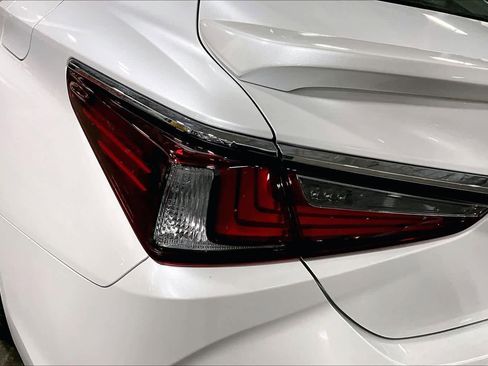 Used 2025 Lexus ES 350 Ultra Luxury image 28