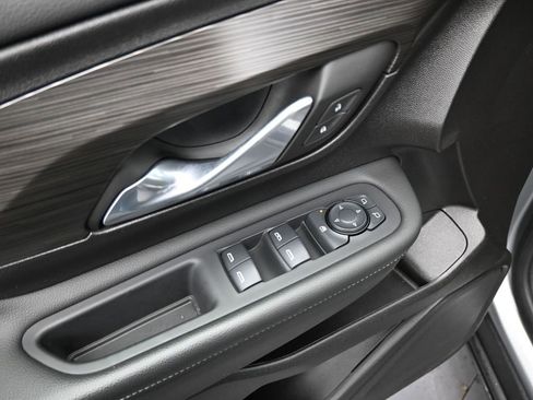 Certified 2024 GMC Terrain SLE image 10