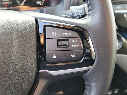 Used 2025 Honda Odyssey Touring image 24