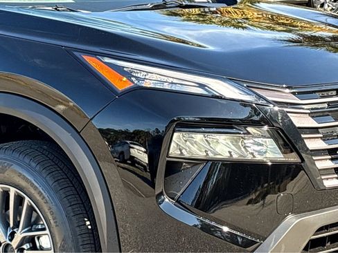 New 2026 Nissan Rogue S FWD image 22
