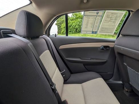 Used 2012 Chevrolet Malibu LS FWD image 26