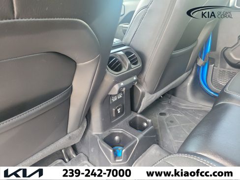 Used 2021 Jeep Gladiator Sport AWD/4WD image 15