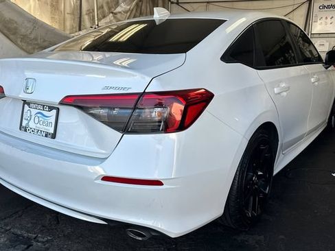 Used 2022 Honda Civic Sport image 5