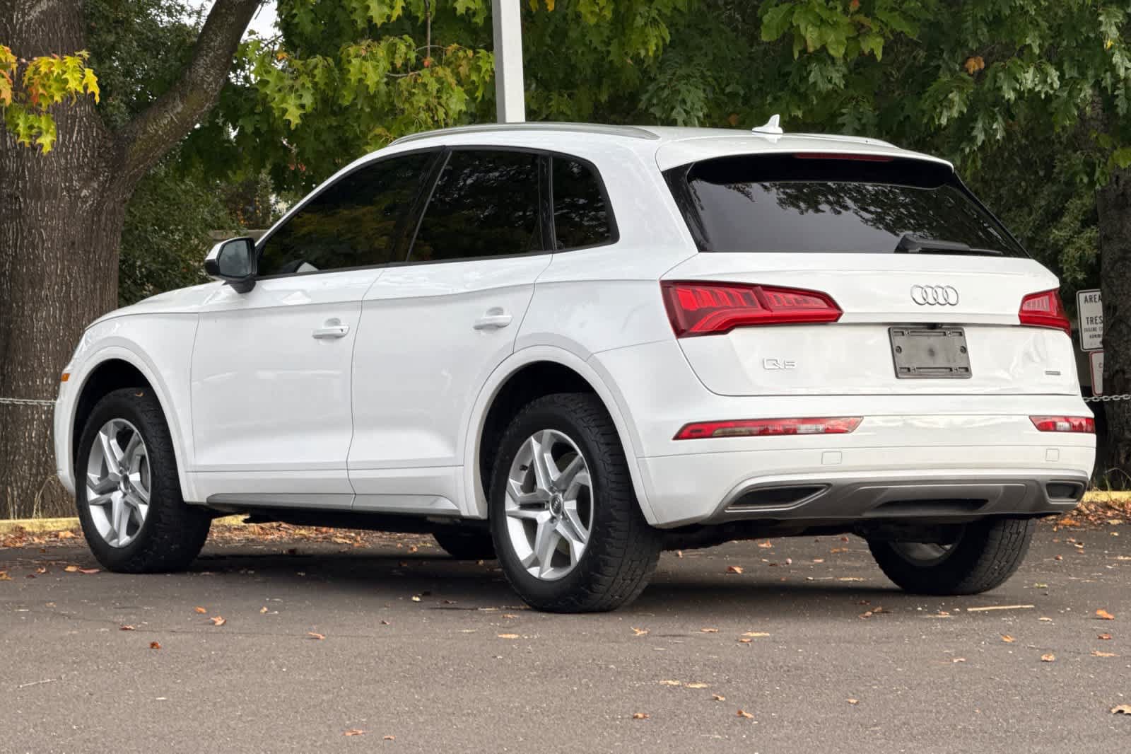 Used 2018 Audi Q5 2.0T Premium AWD/4WD image 6