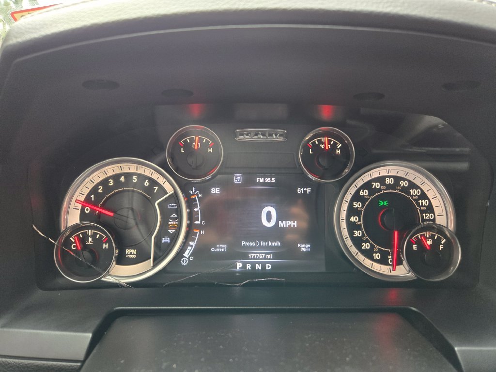Used 2015 RAM 1500 Laramie w/ Convenience Group AWD/4WD image 19