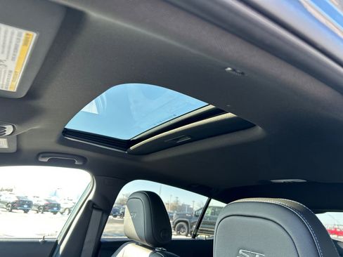 New 2026 Buick Envista Sport Touring FWD image 27
