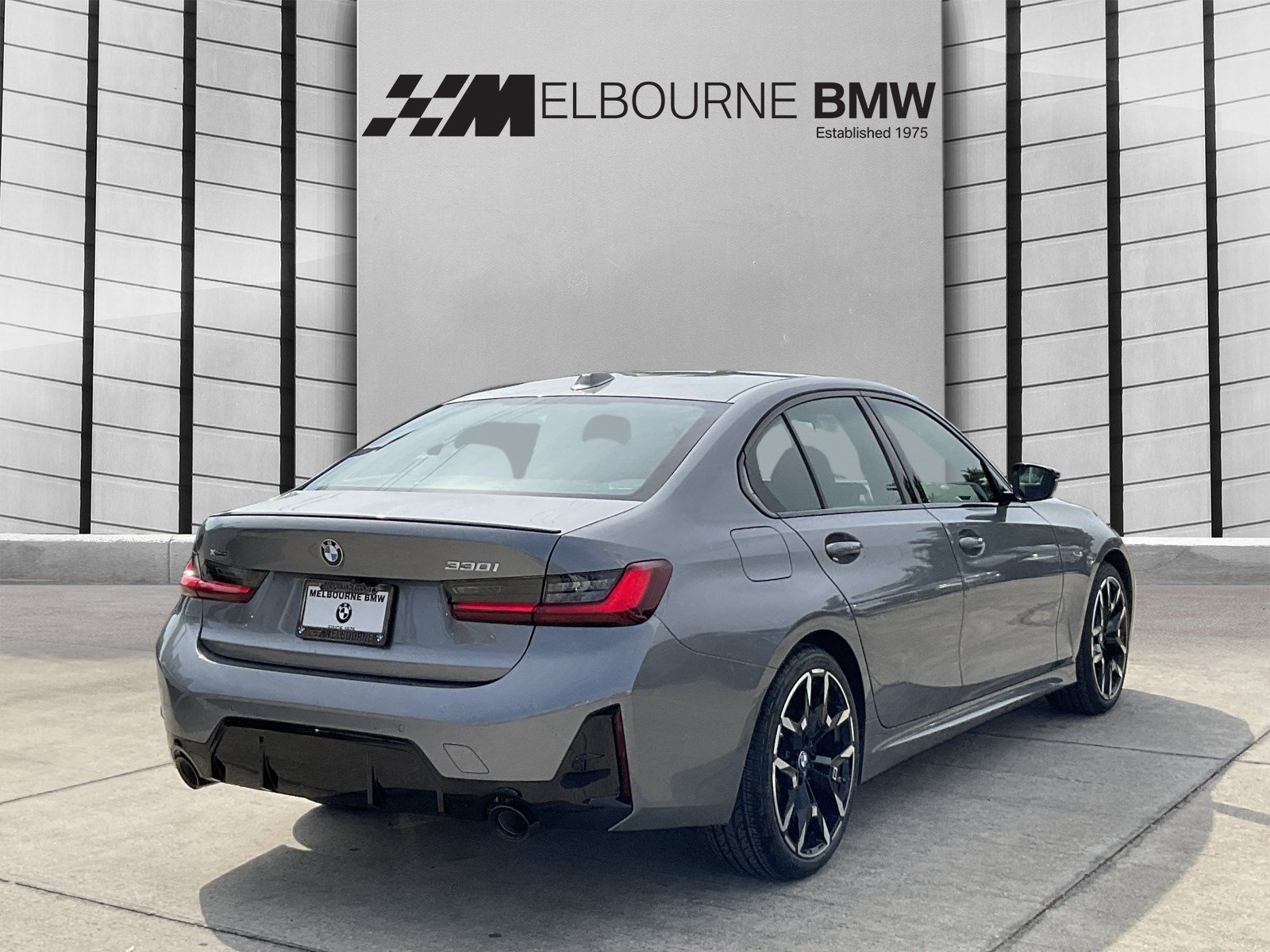 New 2026 BMW 330i xDrive Sedan w/ M Sport Package AWD/4WD image 4