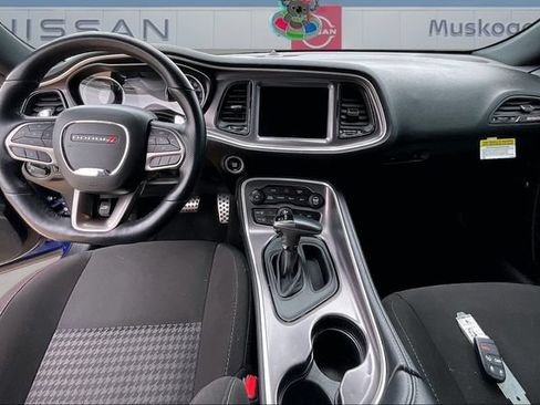 Used 2021 Dodge Challenger R/T Scat Pack RWD image 7