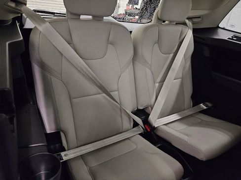 Used 2023 Volvo XC90 T8 Plus w/ Protection Package Premier image 18