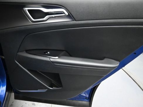 Used 2023 Kia Sportage EX image 26