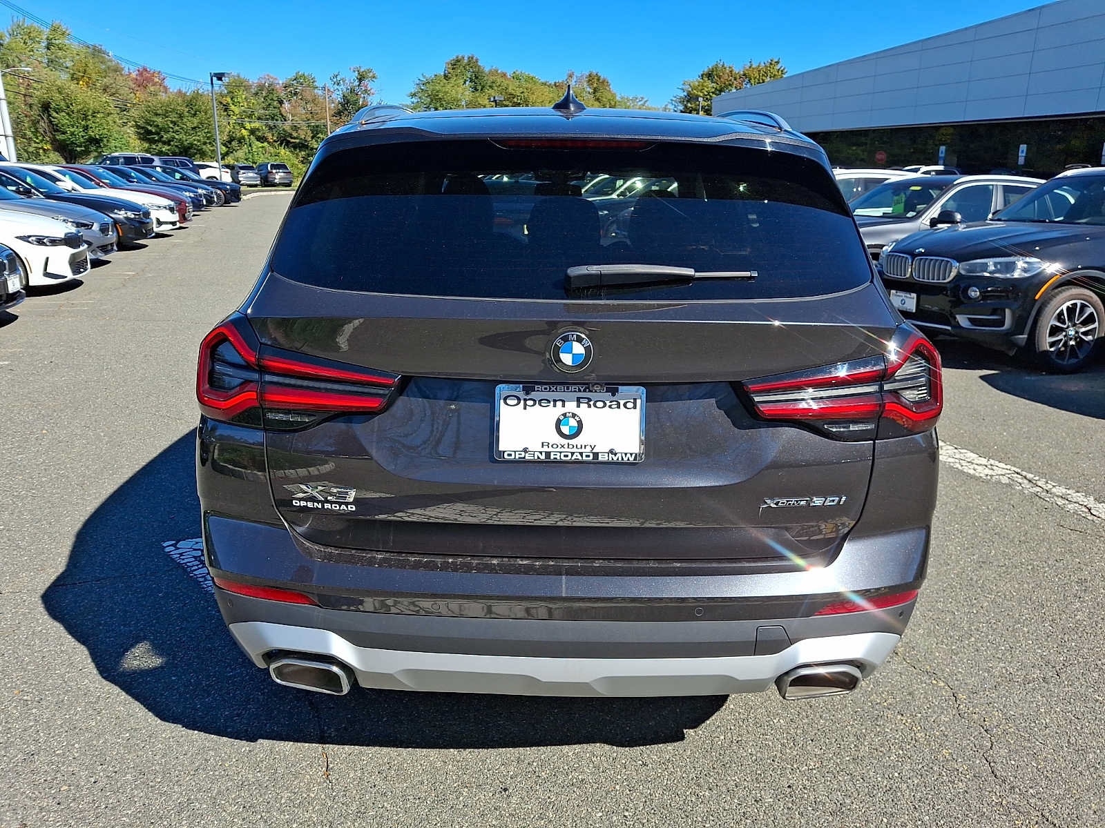 Used 2023 BMW X3 xDrive30i w/ Premium Package w/ZPA AWD/4WD image 6