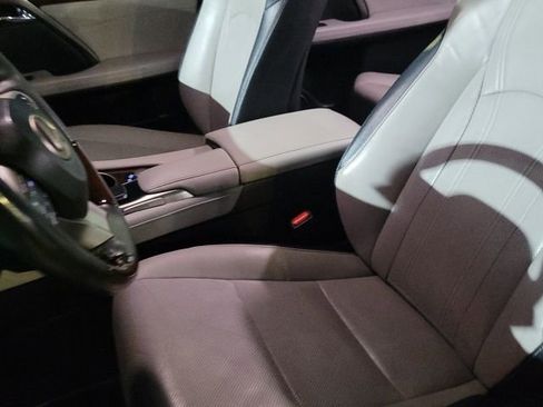 Used 2019 Lexus RX 350 FWD w/ Navigation Package image 21