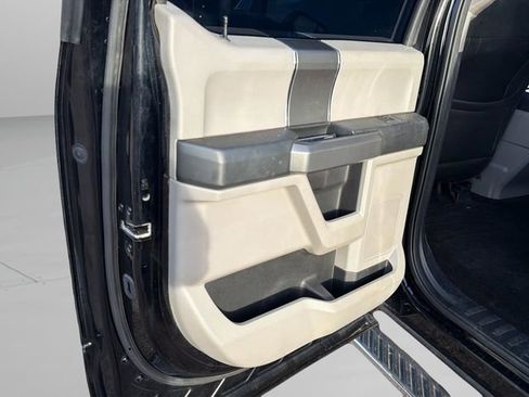 Used 2017 Ford F150 XLT w/ Equipment Group 302A Luxury image 16