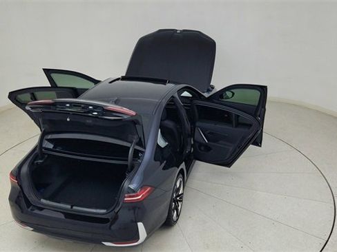 Used 2026 BMW 530i image 89