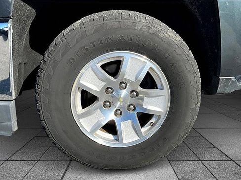 Used 2018 Chevrolet Silverado 1500 LT w/ All Star Edition image 8