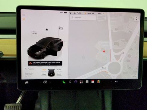 Used 2023 Tesla Model Y Long Range AWD/4WD image 22