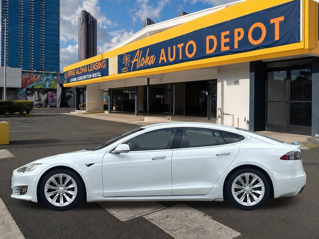 Used 2017 Tesla Model S 60D AWD/4WD image 2