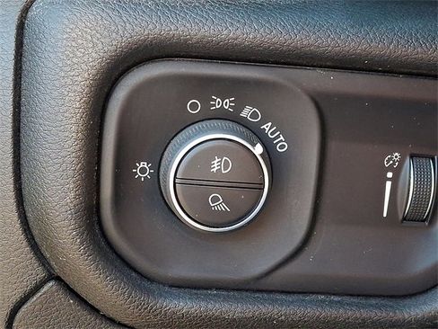 Used 2021 RAM 1500 Lone Star image 24