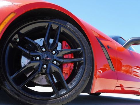 Used 2016 Chevrolet Corvette Stingray Coupe w/ 2LT Preferred Equipment Group RWD image 11