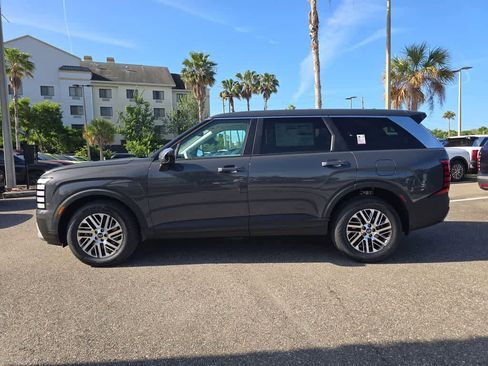 New 2026 Hyundai Palisade SE FWD image 3