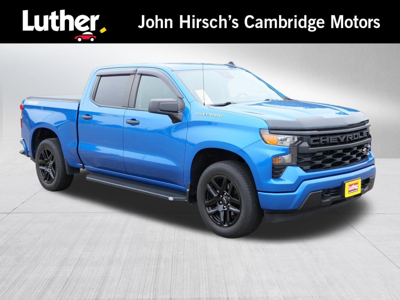 Used 2022 Chevrolet Silverado 1500 Custom AWD/4WD image 1