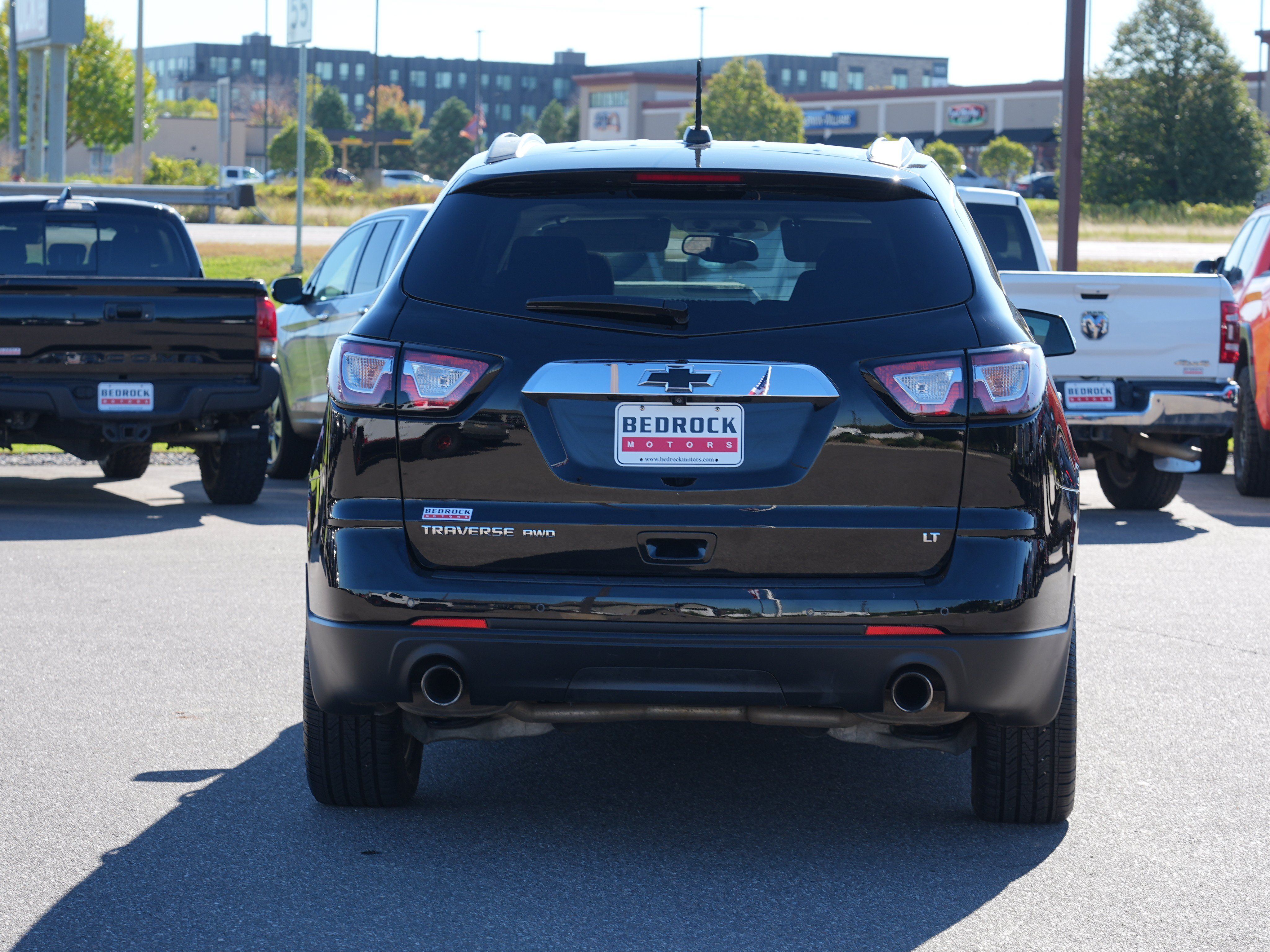 Used 2017 Chevrolet Traverse LT w/ Graphite Special Edition AWD/4WD image 4