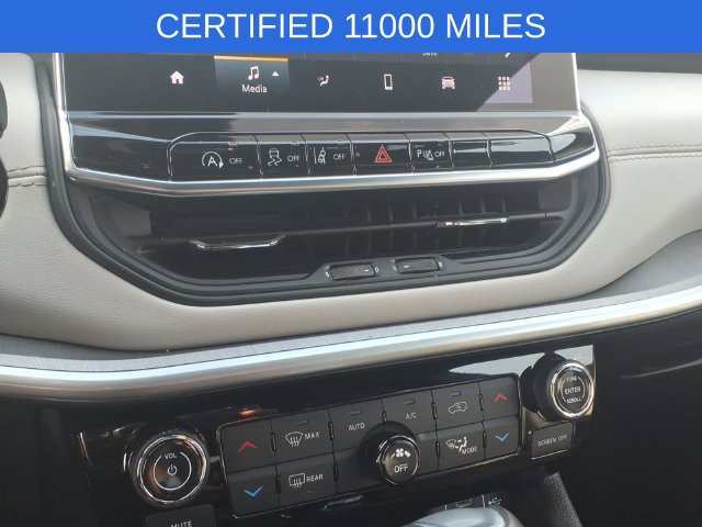 Certified 2024 Jeep Compass Limited AWD/4WD image 16