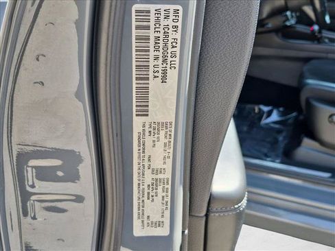 Used 2022 Dodge Durango GT RWD image 25