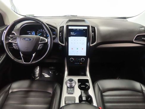 Used 2024 Ford Edge SEL AWD/4WD image 15