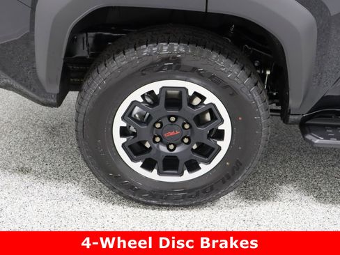 Certified 2026 Toyota 4Runner TRD Off-Road Premium image 6