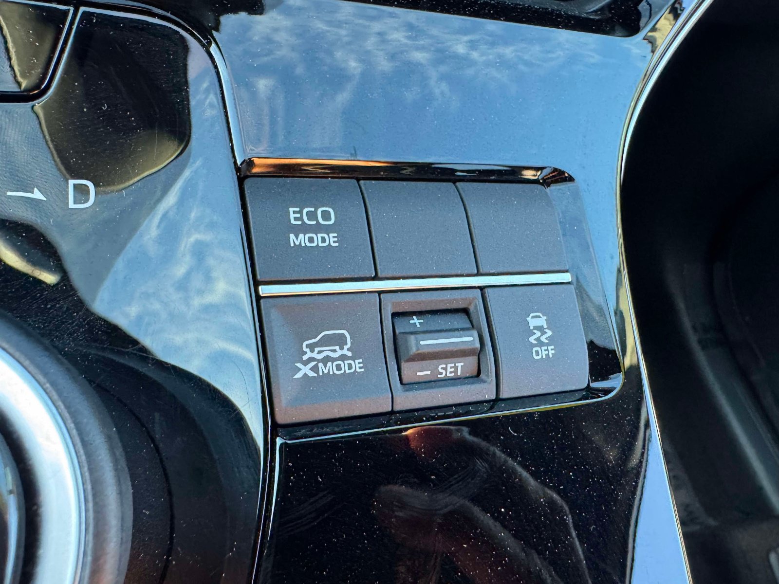 Certified 2024 Toyota bZ4X AWD w/ Weather Package image 38