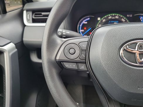 Used 2024 Toyota RAV4 XLE image 15