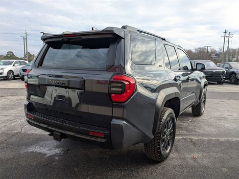 Used 2025 Toyota 4Runner SR5 image 6