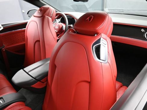 Certified 2022 Bentley Continental GT AWD/4WD image 26