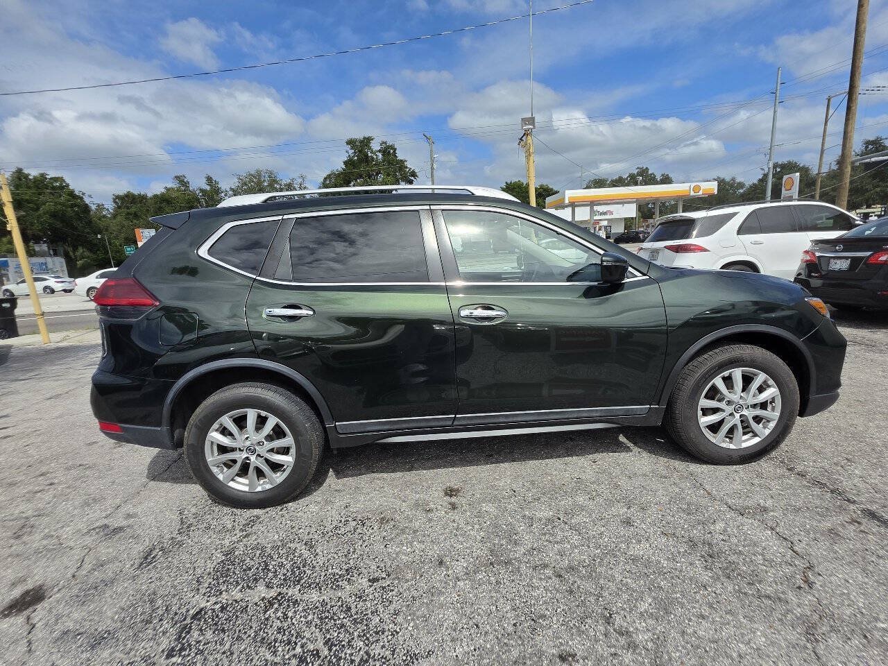 Used 2020 Nissan Rogue SV AWD/4WD image 8