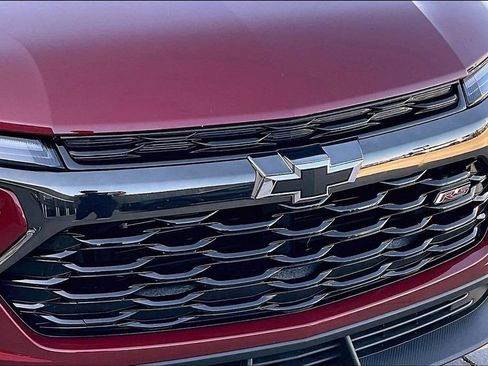 Used 2025 Chevrolet TrailBlazer RS w/ Convenience Package FWD image 30