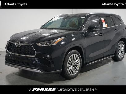 New 2026 Toyota Highlander Platinum