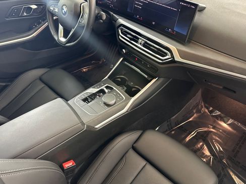 Used 2024 BMW 330i Sedan w/ Convenience Package RWD image 33