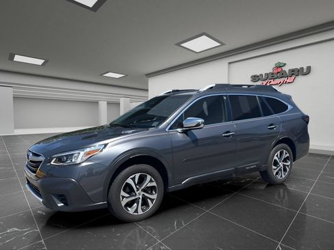 Certified 2022 Subaru Outback Touring XT AWD/4WD image 7