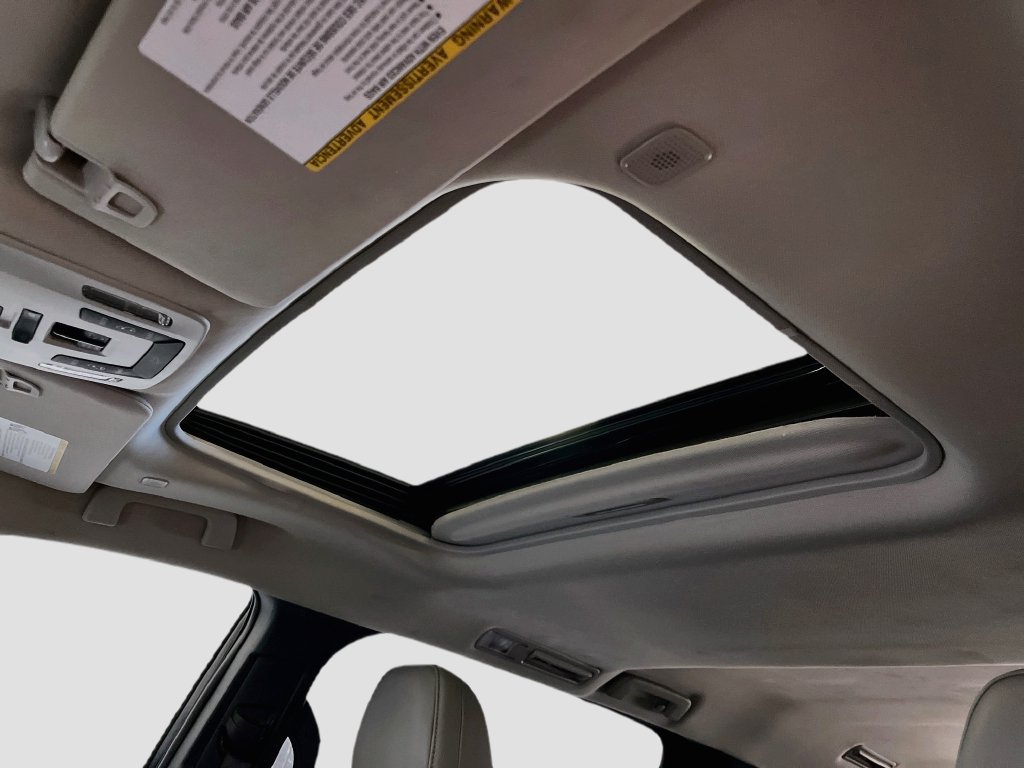Used 2026 Toyota Sienna XLE FWD image 22