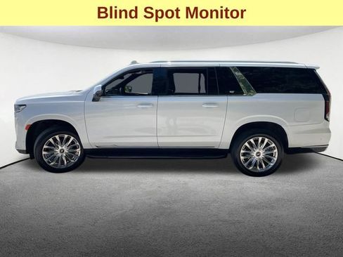 Certified 2024 Cadillac Escalade ESV Premium Luxury AWD/4WD image 6